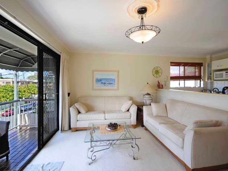 13/26 Stanhill Drive, Chevron Island QLD 4217