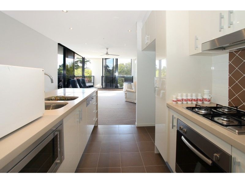 708/2 Aqua Street, Southport QLD 4215