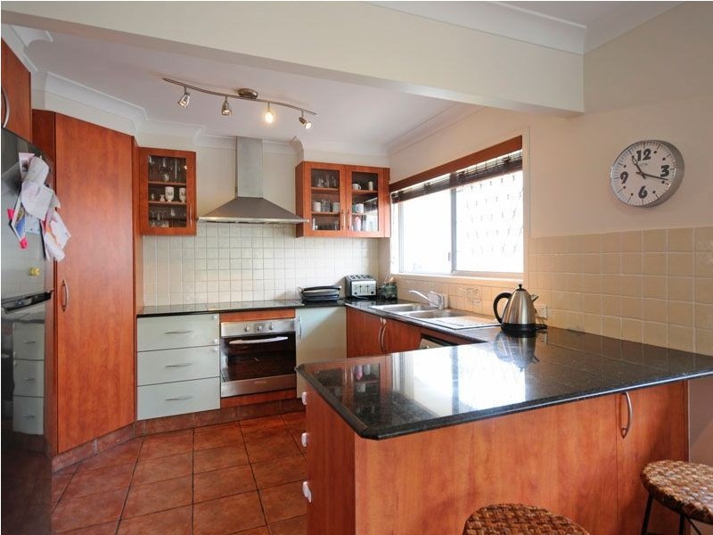 5 Wallace Street, Southport QLD 4215