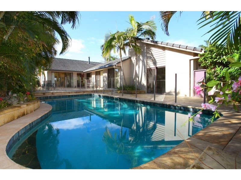137 Witt Avenue, Carrara QLD 4211