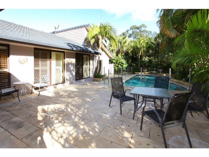 137 Witt Avenue, Carrara QLD 4211