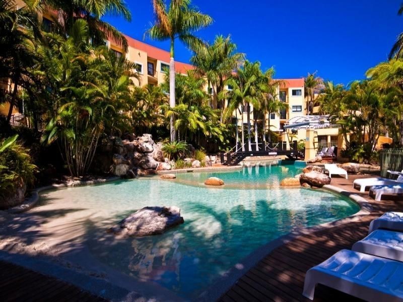 E14/14 Great Hall Drive, Miami QLD 4220