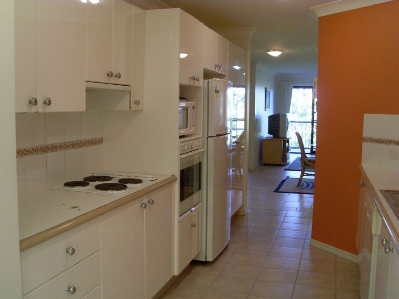 E14/14 Great Hall Drive, Miami QLD 4220