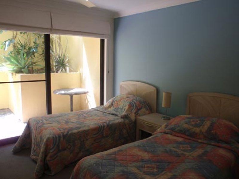 E14/14 Great Hall Drive, Miami QLD 4220