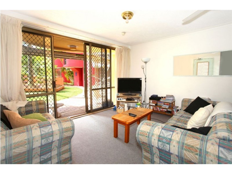 19/38 Enderley Avenue, Surfers Paradise QLD 4217