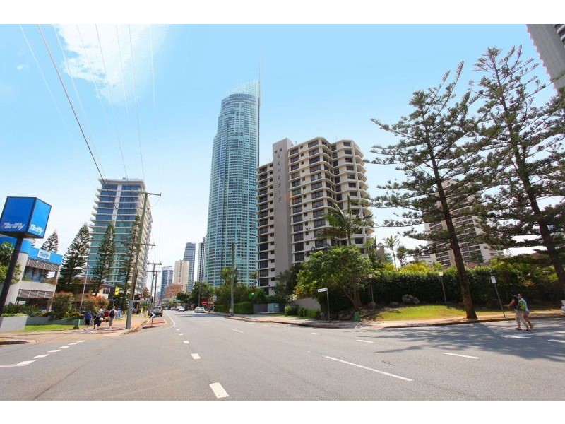 19/38 Enderley Avenue, Surfers Paradise QLD 4217