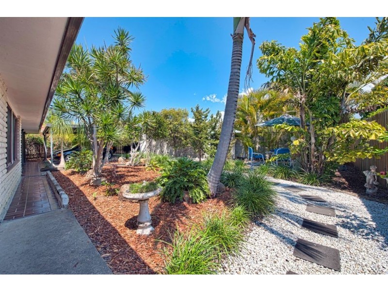 3 Evelyn Court, Benowa QLD 4217