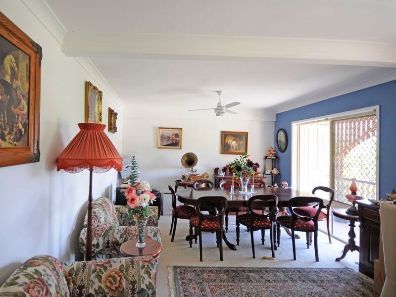 12 Paddington Drive, Carrara QLD 4211