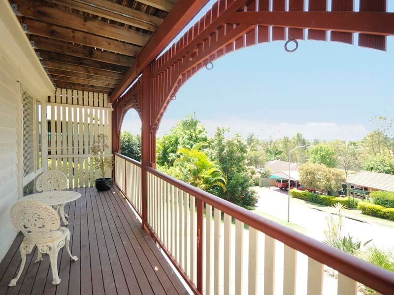 12 Paddington Drive, Carrara QLD 4211