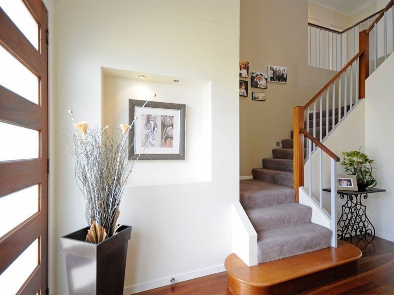 117 Edinburgh Road, Benowa Waters QLD 4217