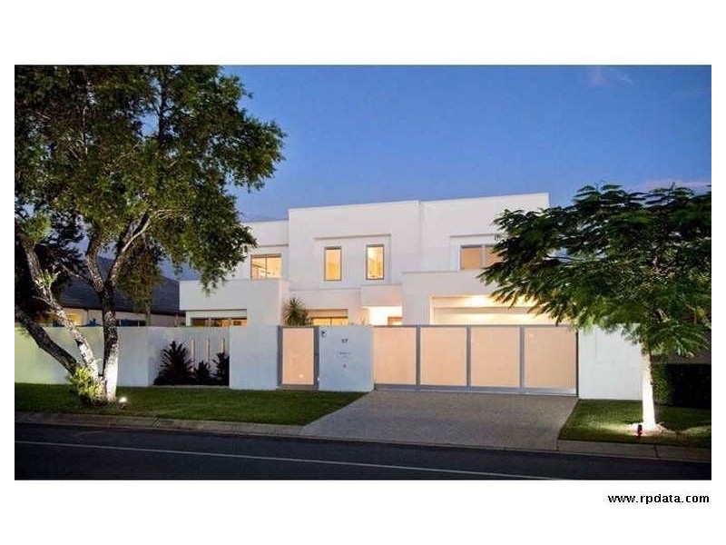 97 Campbell Street, Sorrento QLD 4217