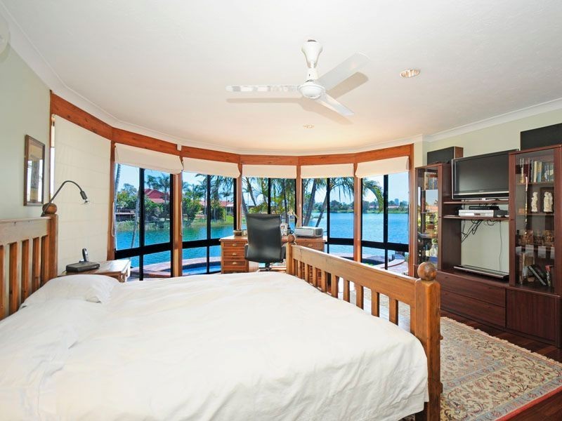 13 Deloraine Court, Mermaid Waters QLD 4218