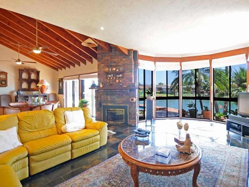 13 Deloraine Court, Mermaid Waters QLD 4218