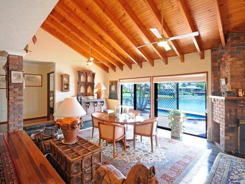 13 Deloraine Court, Mermaid Waters QLD 4218