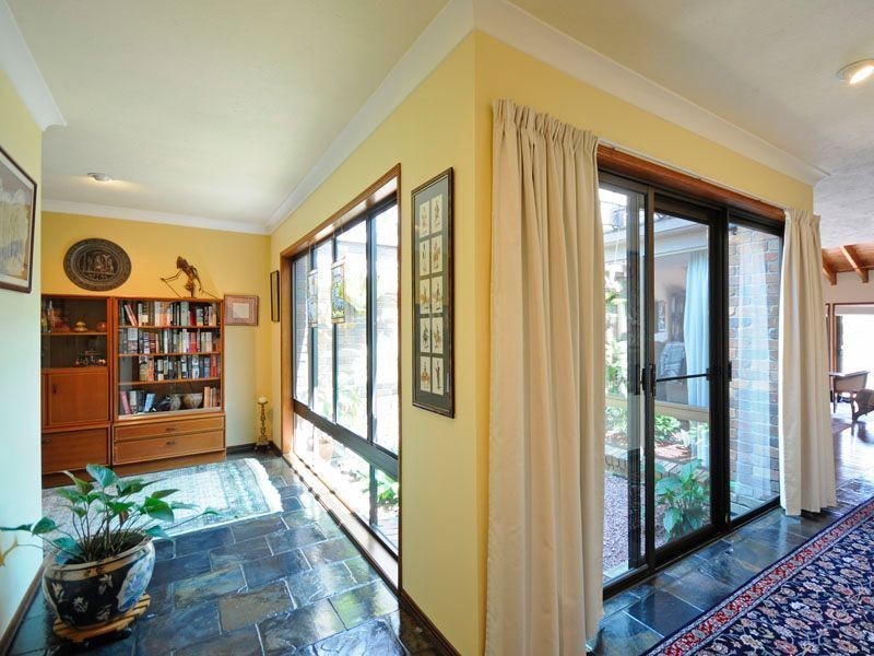 13 Deloraine Court, Mermaid Waters QLD 4218