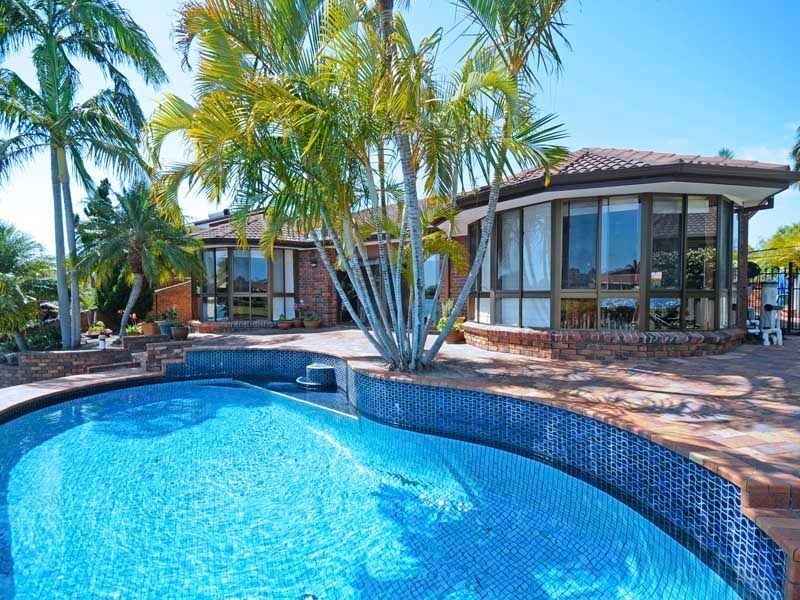 13 Deloraine Court, Mermaid Waters QLD 4218