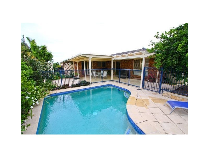 12 Weiskoph Court, Parkwood QLD 4214