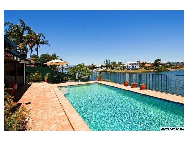 36 Claymore Crescent, Sorrento QLD 4217