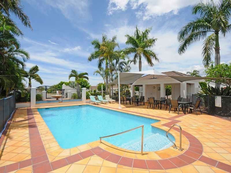 15/70 Marbella Drive, Benowa QLD 4217
