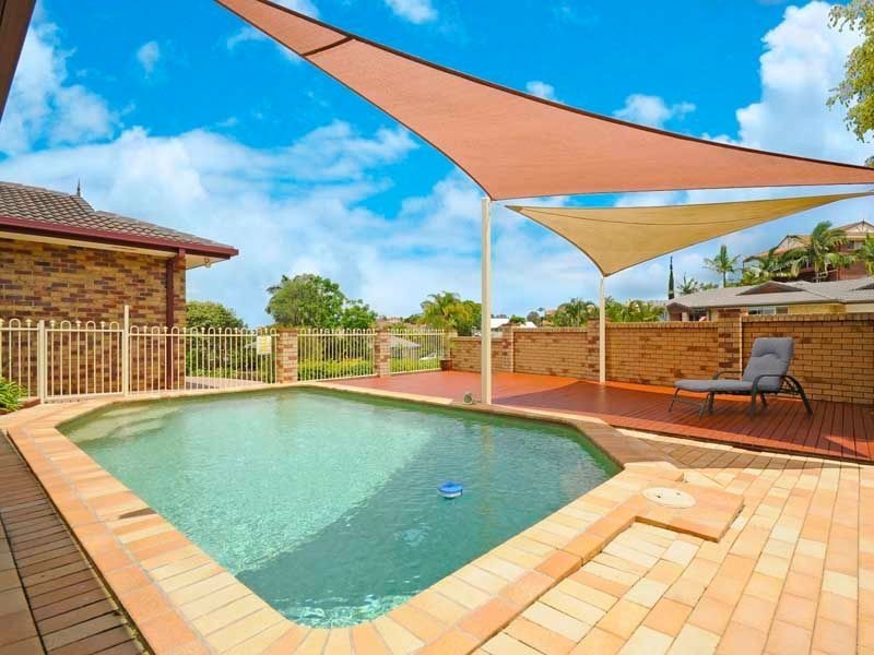21 Piccadilly Place, Highland Park QLD 4211