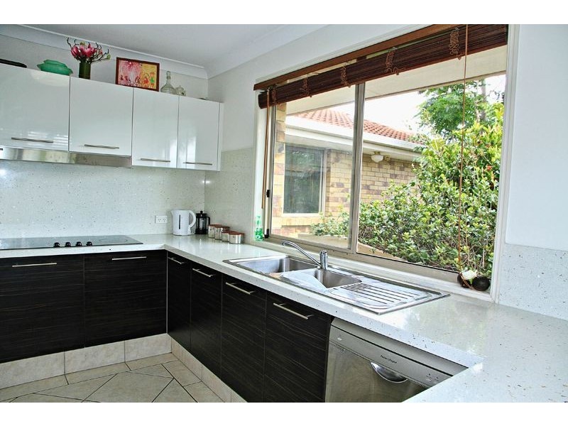 67 Dunkeith Avenue, Benowa QLD 4217