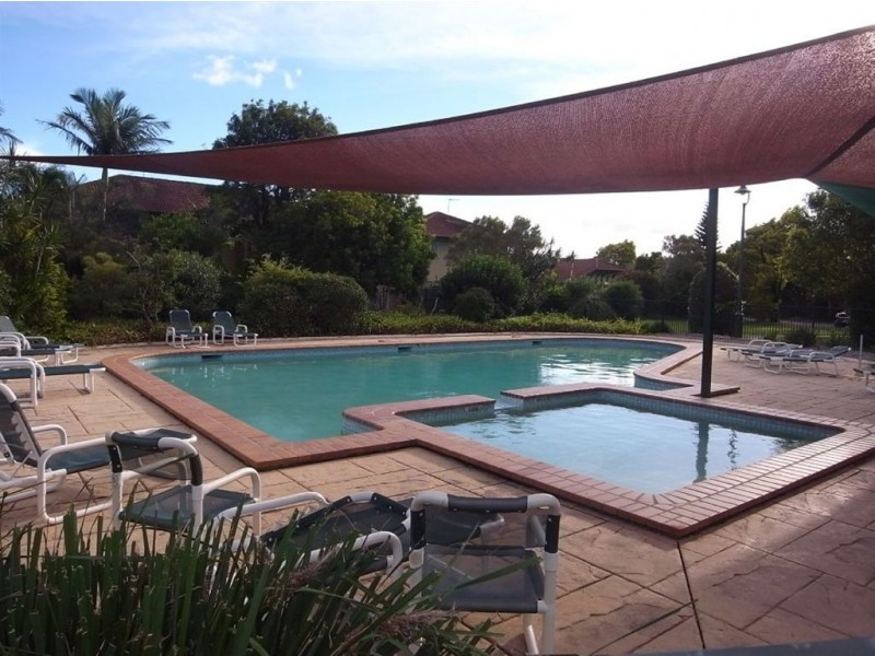 27/23 Tristan Place, Benowa QLD 4217