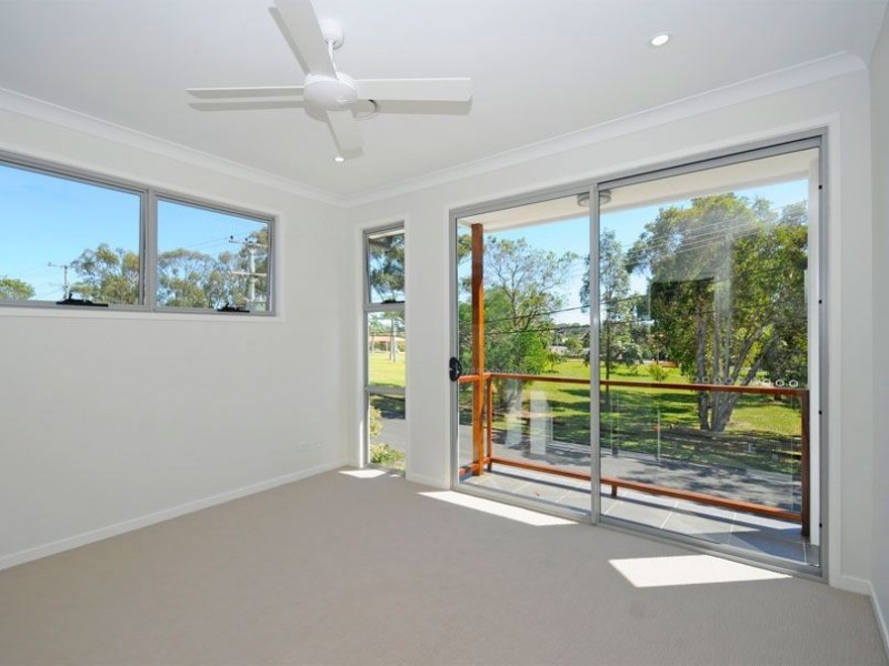 1/6 Sandown Avenue, Benowa QLD 4217