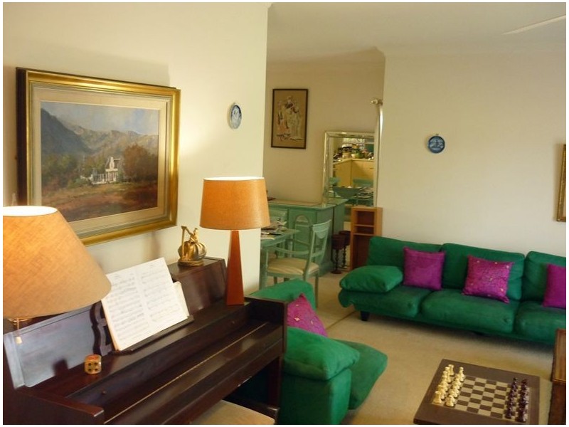 3 Hudson Court, Benowa QLD 4217