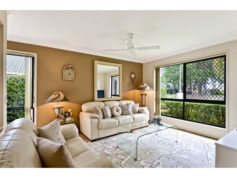 44 Inwood Crescent, Merrimac QLD 4226