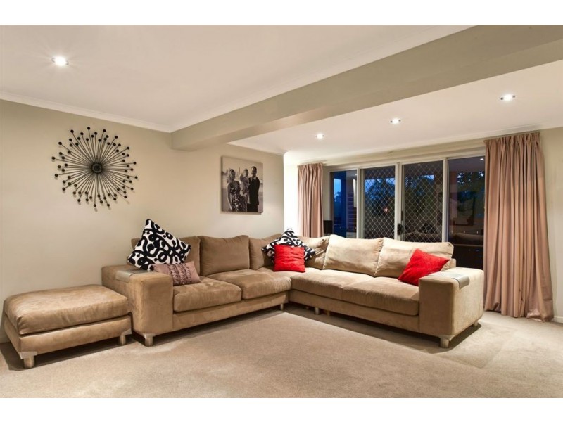 3 Limosa Street, Ashmore QLD 4214