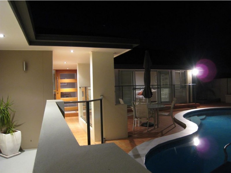4 Forster Avenue, Sorrento QLD 4217