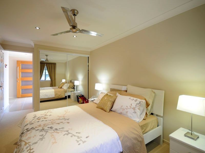 4 Forster Avenue, Sorrento QLD 4217