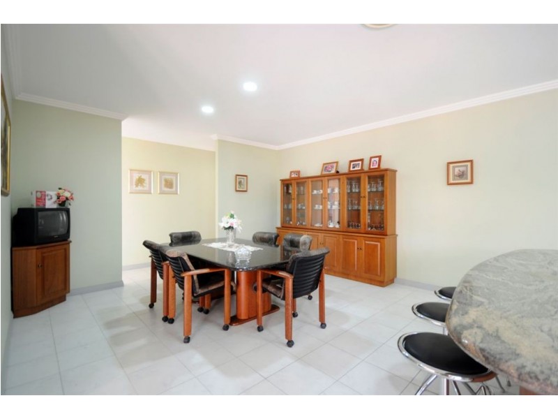 Benowa Waters QLD 4217