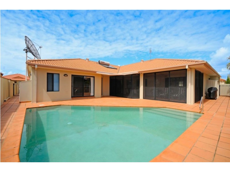 Benowa Waters QLD 4217