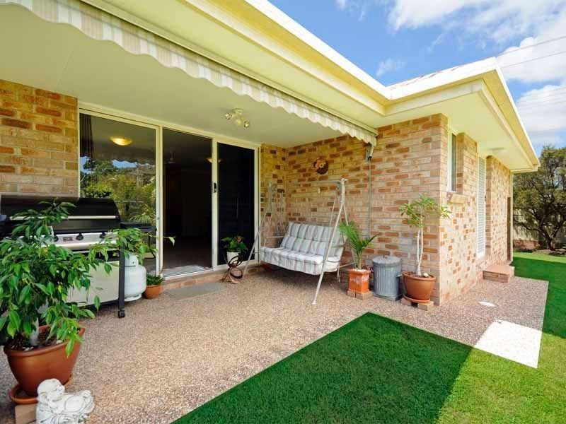 1/157 Whiting Street, Labrador QLD 4215