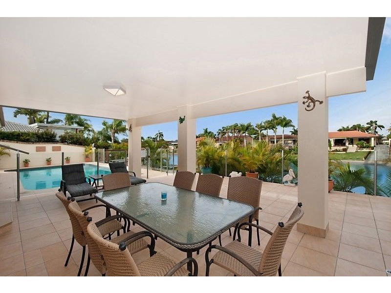 9 Argyle Crescent, Sorrento QLD 4217