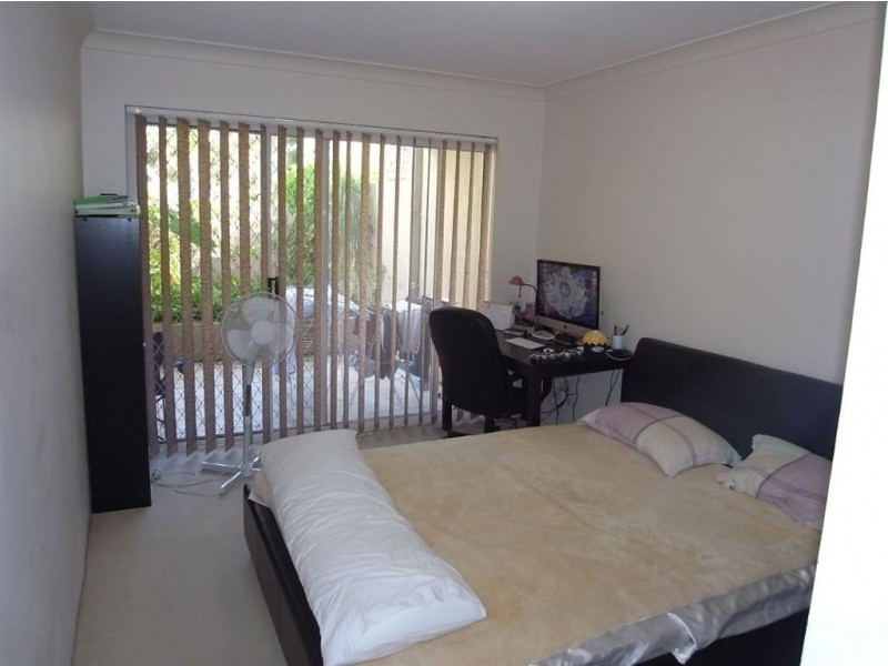 2/19 Heath Street, Southport QLD 4215