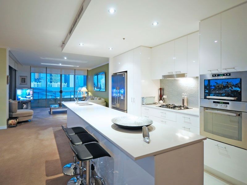 1610/33 T E Peters Drive, Broadbeach QLD 4218