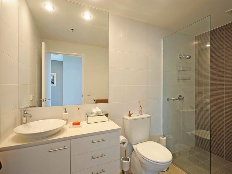 1610/33 T E Peters Drive, Broadbeach QLD 4218