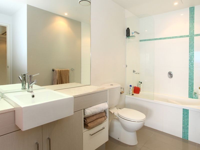 706/430 Marine Parade, Biggera Waters QLD 4216