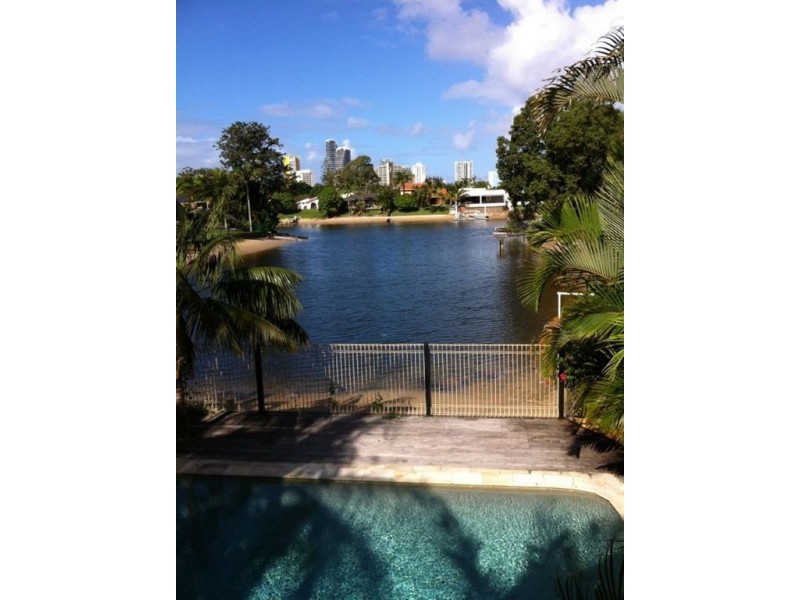 140 Rio Vista Boulevard, Broadbeach Waters QLD 4218