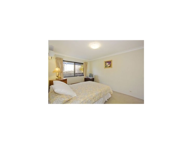 140 Rio Vista Boulevard, Broadbeach Waters QLD 4218