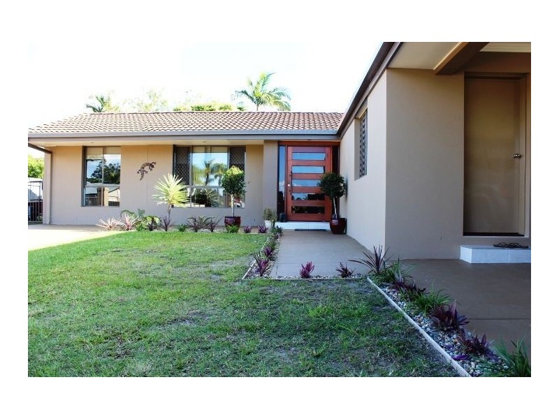 38 Lochinvar Court, Ashmore QLD 4214