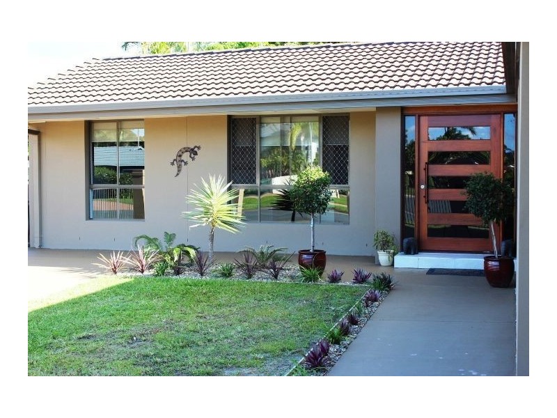 38 Lochinvar Court, Ashmore QLD 4214