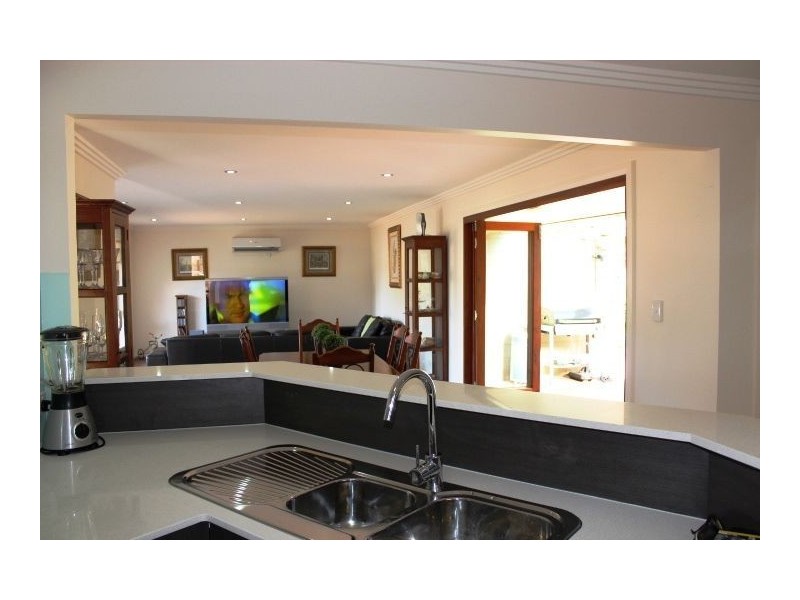 38 Lochinvar Court, Ashmore QLD 4214