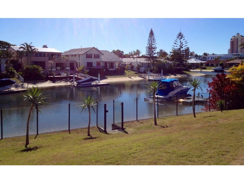57 T E Peters Drive, Broadbeach Waters QLD 4218