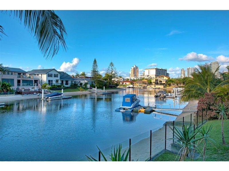 57 T E Peters Drive, Broadbeach Waters QLD 4218