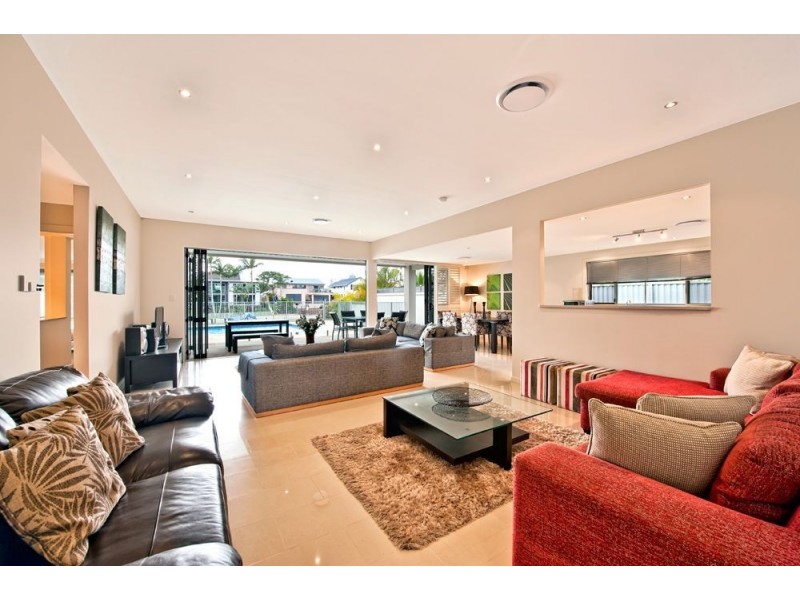 57 T E Peters Drive, Broadbeach Waters QLD 4218