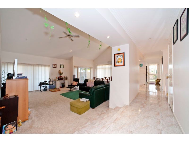 35/40 Cotlew Street East, Southport QLD 4215