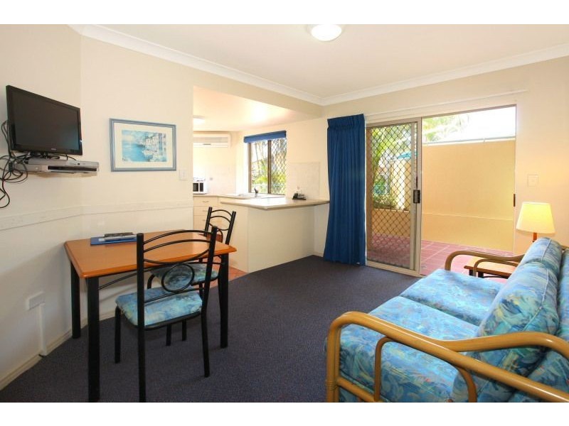 2/40 Burra Street, Surfers Paradise QLD 4217